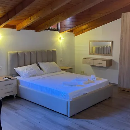 Bellway Hotel Szkodra